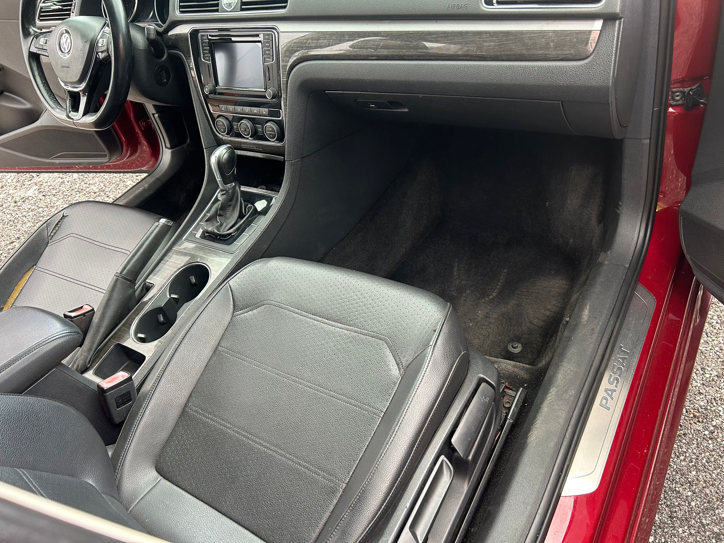 Sold-2016 Volts Wagon Passat/ ZOE’s Reliable Cars/Cars