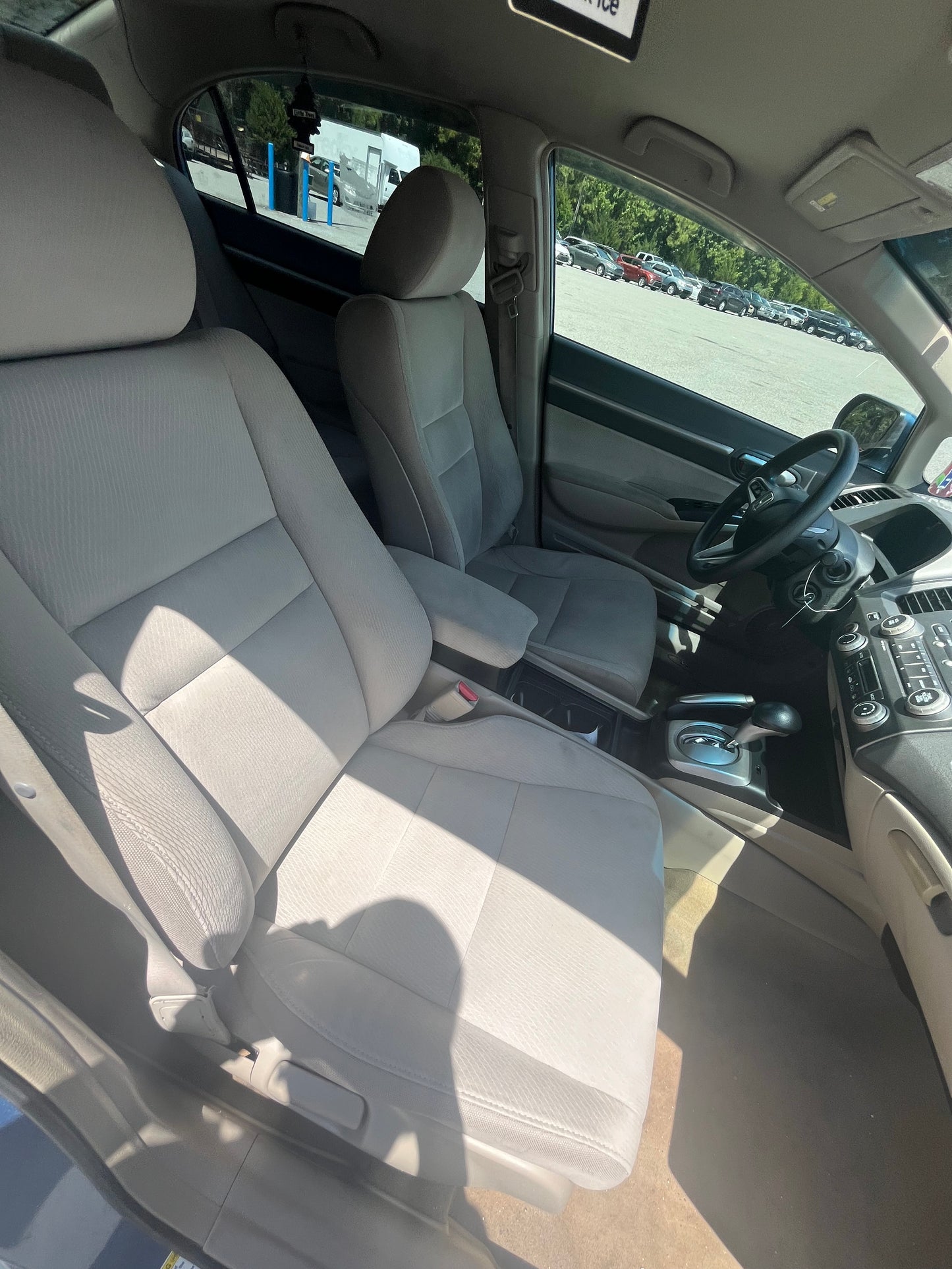 Sold-2010 Honda Civic Hybrid 163,567 miles/ZOE’s Reliable CARS /Cars