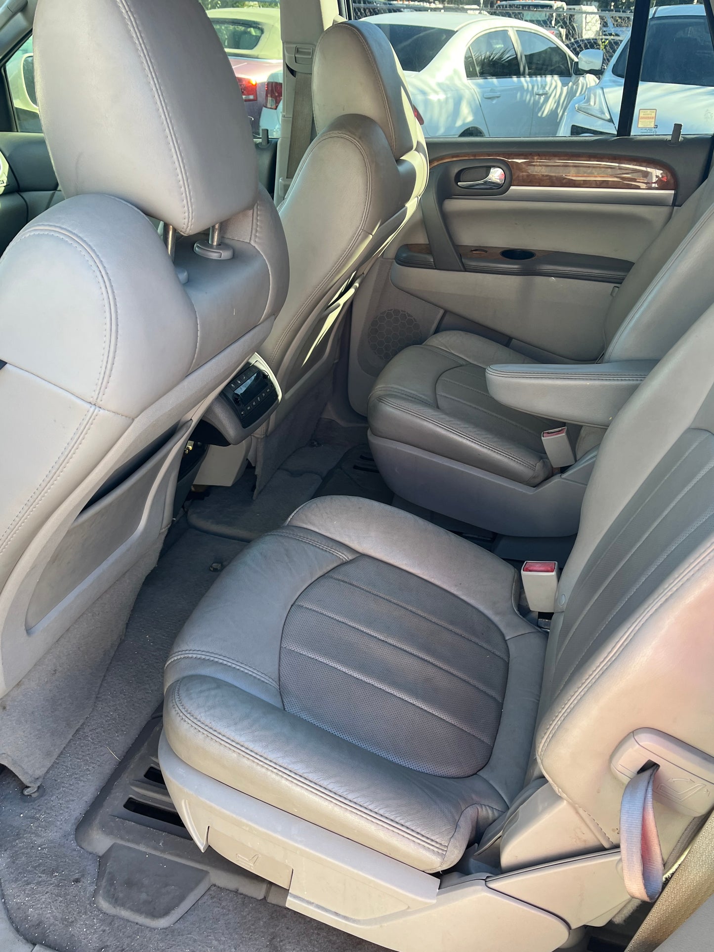 Sold-2012 Buick Enclave Convenience Sports Utility /ZOE’s Reliable CARS
