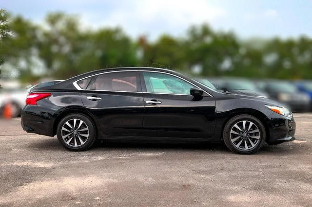 Nissan Altima SV- For Rent-$50 A Day/$315 A Week/$559 2 Weeks