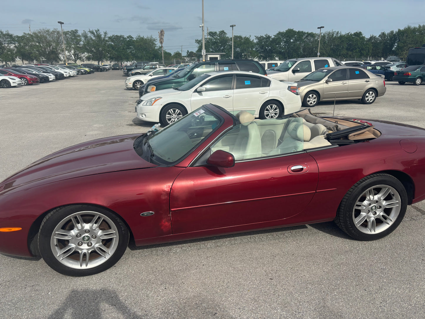 Sold/ 2001 Jaguar X8 Convertible 2D ZOE’s Reliable CARS