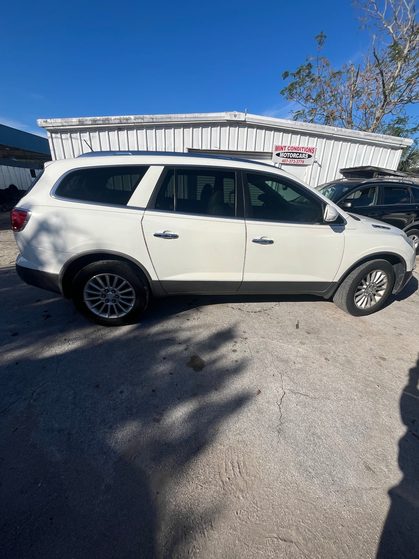 Sold-2012 Buick Enclave Convenience Sports Utility /ZOE’s Reliable CARS