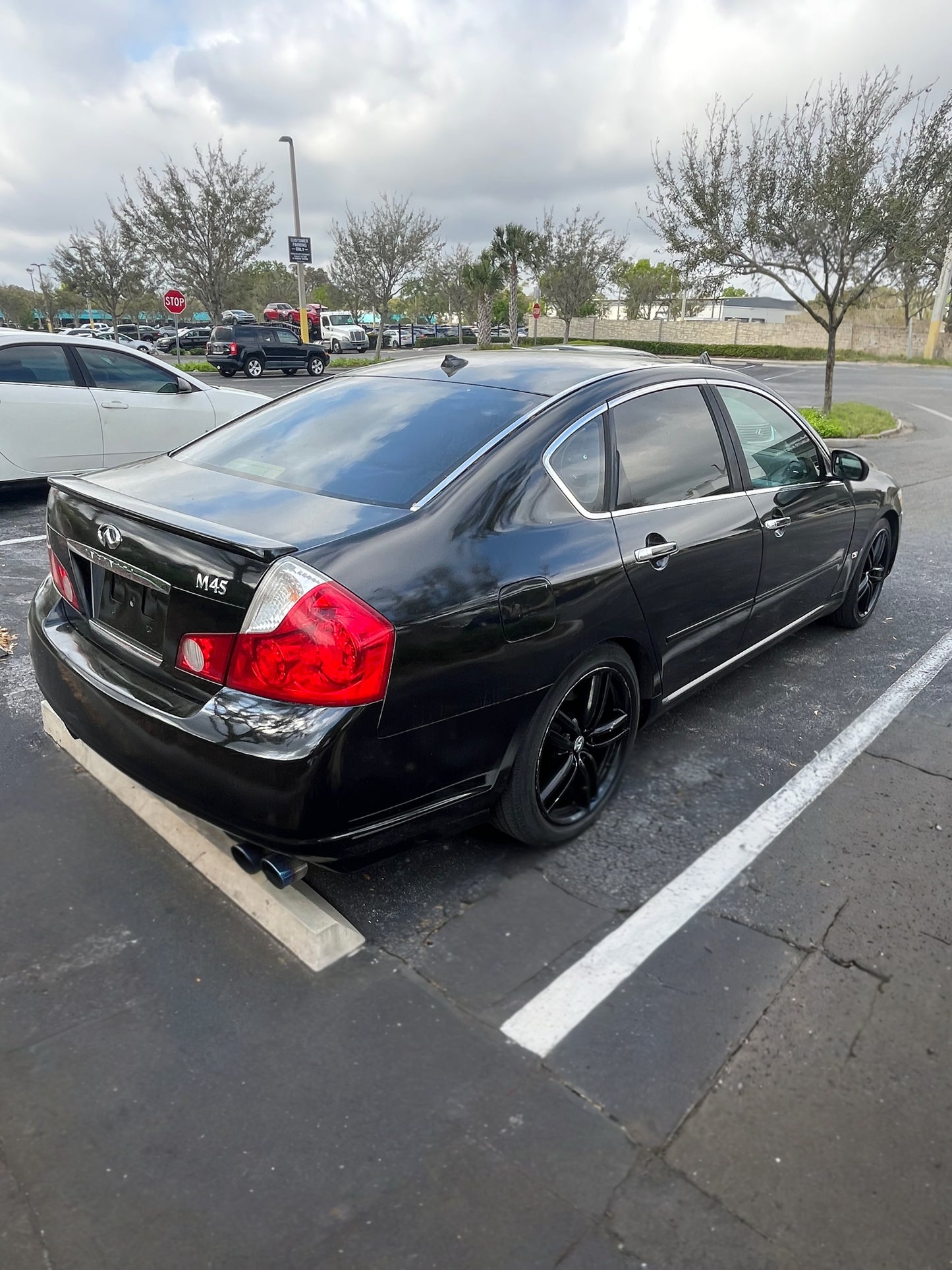 Sold-2007 Infiniti M45 V8 With 169,630/ ZOE’s Reliable Cars/ Cars