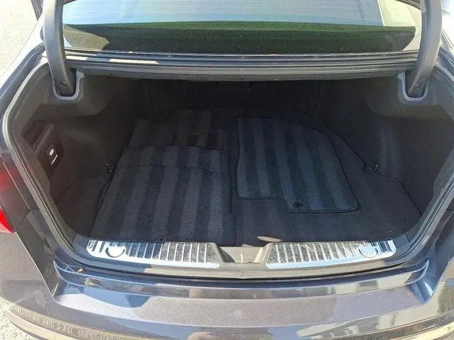 KIA CADENZA PREMIUM- For Rent-$55 A Day/1 Week $50/2 Weeks $45