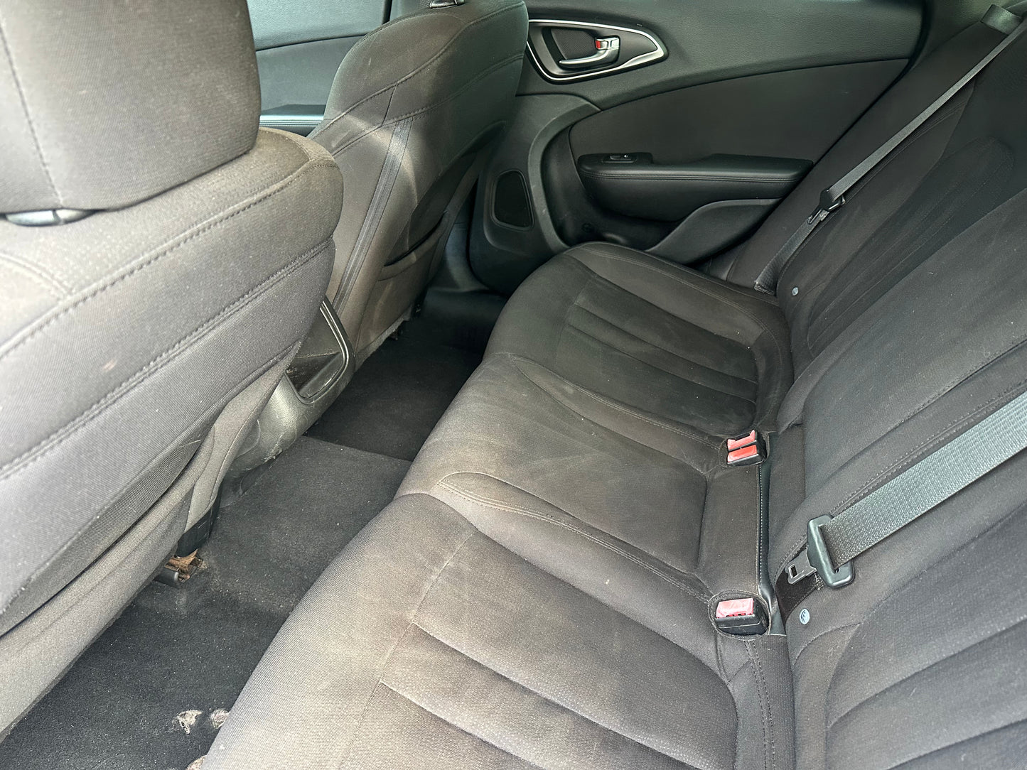 Sold-2015 Chrysler 200• ZOE’s Reliable Cars/Cars