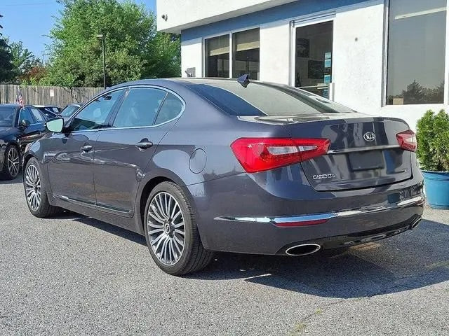 KIA CADENZA PREMIUM- For Rent-$55 A Day/1 Week $50/2 Weeks $45