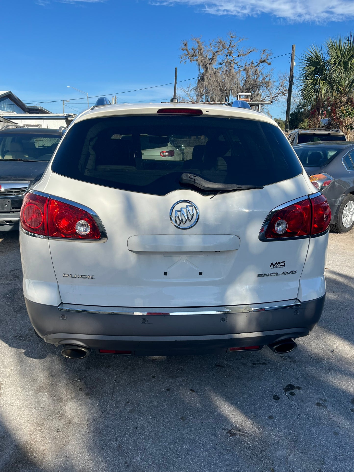 Sold-2012 Buick Enclave Convenience Sports Utility /ZOE’s Reliable CARS