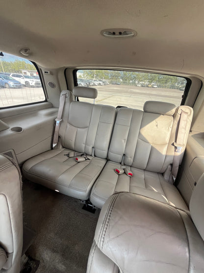 2004 Cadillac Escalade · Sport Utility 4D/ 172,350/ ZOE’s Reliable Cars/Cars