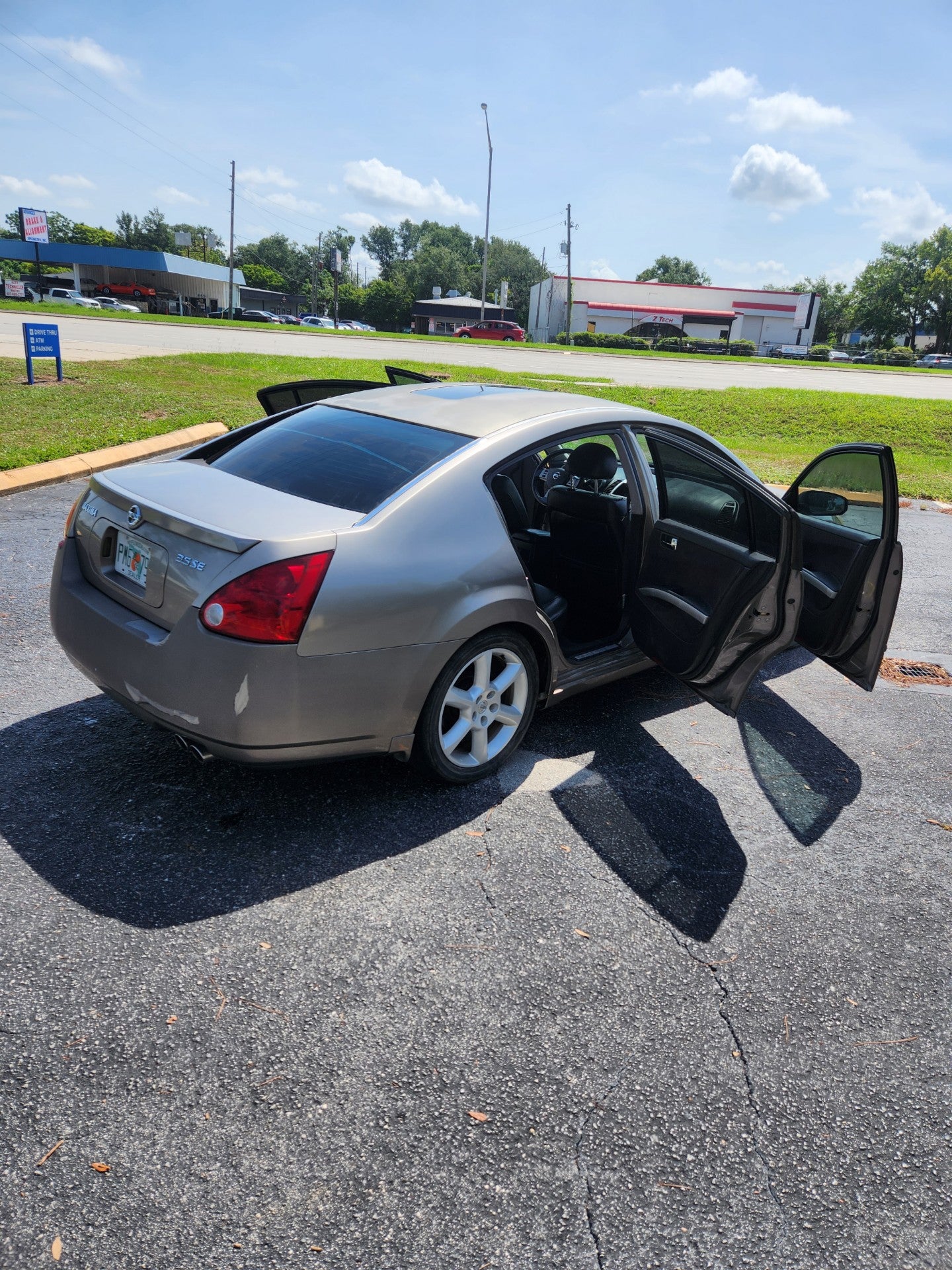 Sold-2007 Nissan Maxima / ZOE Got Cars / Cars