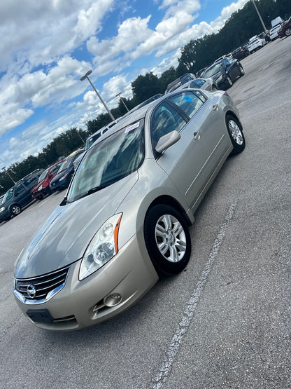 Sold-2010 Nissan Altima 2.5/ 117,745 miles / ZOE Got Cars/ Cars