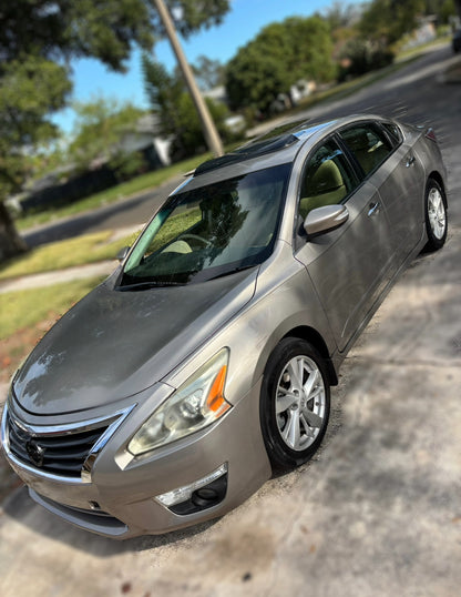 2013 Nissan Altima SL / ZOE’s Reliable Cars/Cars