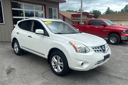 Sold-2012 Nissan Rogue SV AWD/ 198,995 Miles/ ZOE’S Reliable Cars/Car