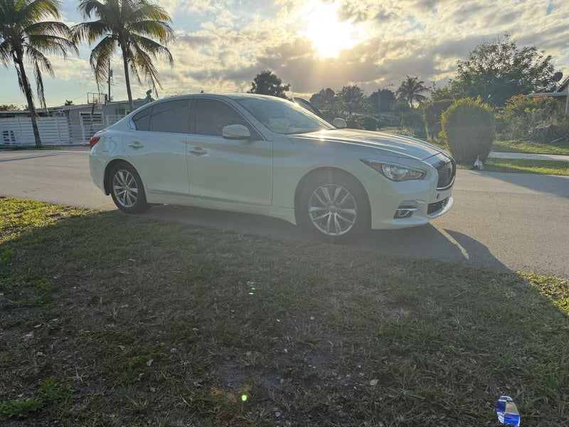 2017 Infiniti Q50/ 118,000ZOE’s Reliable Cars/Cars