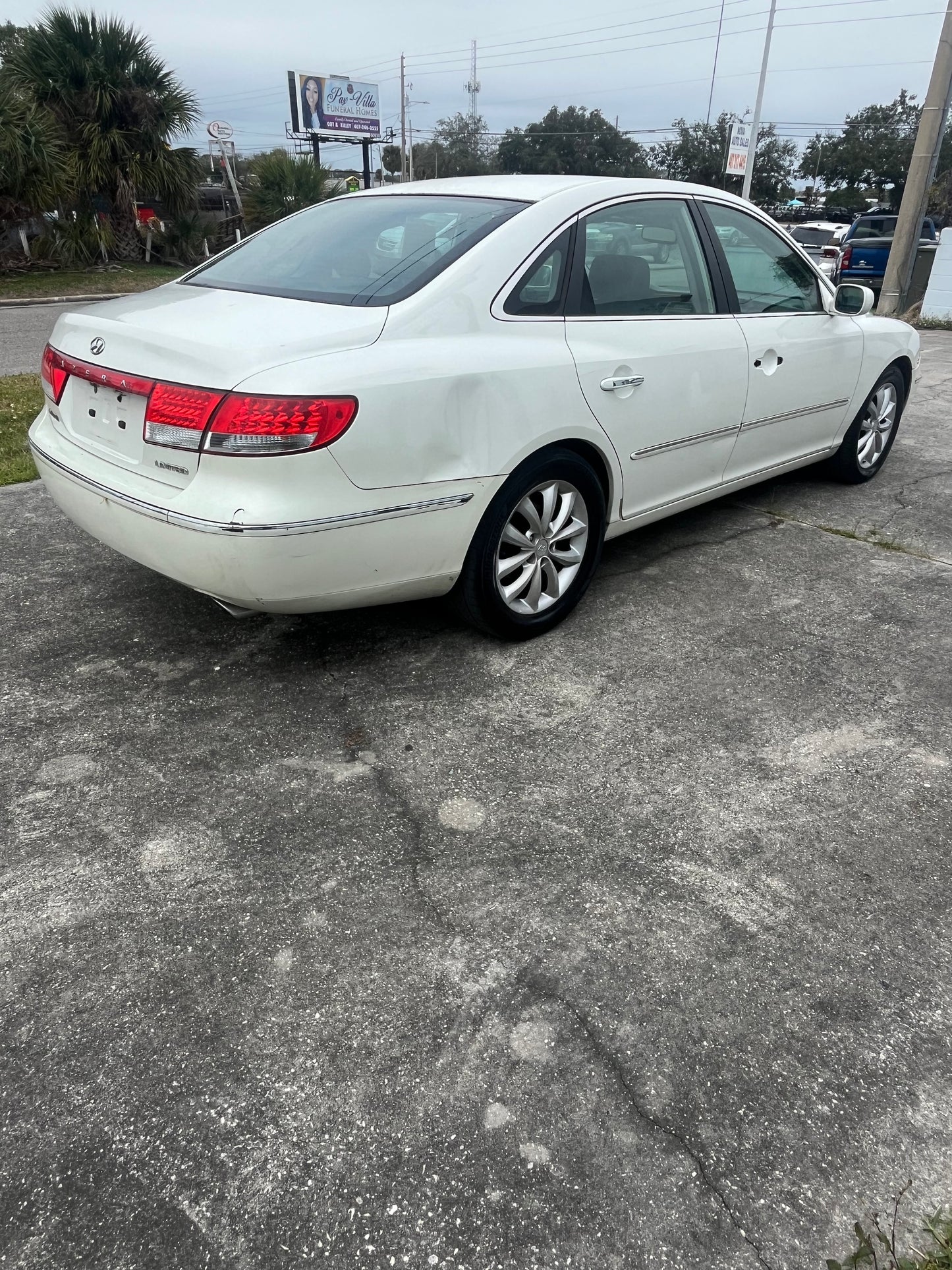 2006 Hyundai AZera 160,000 Miles/ZOE’s Reliable Cars/Car