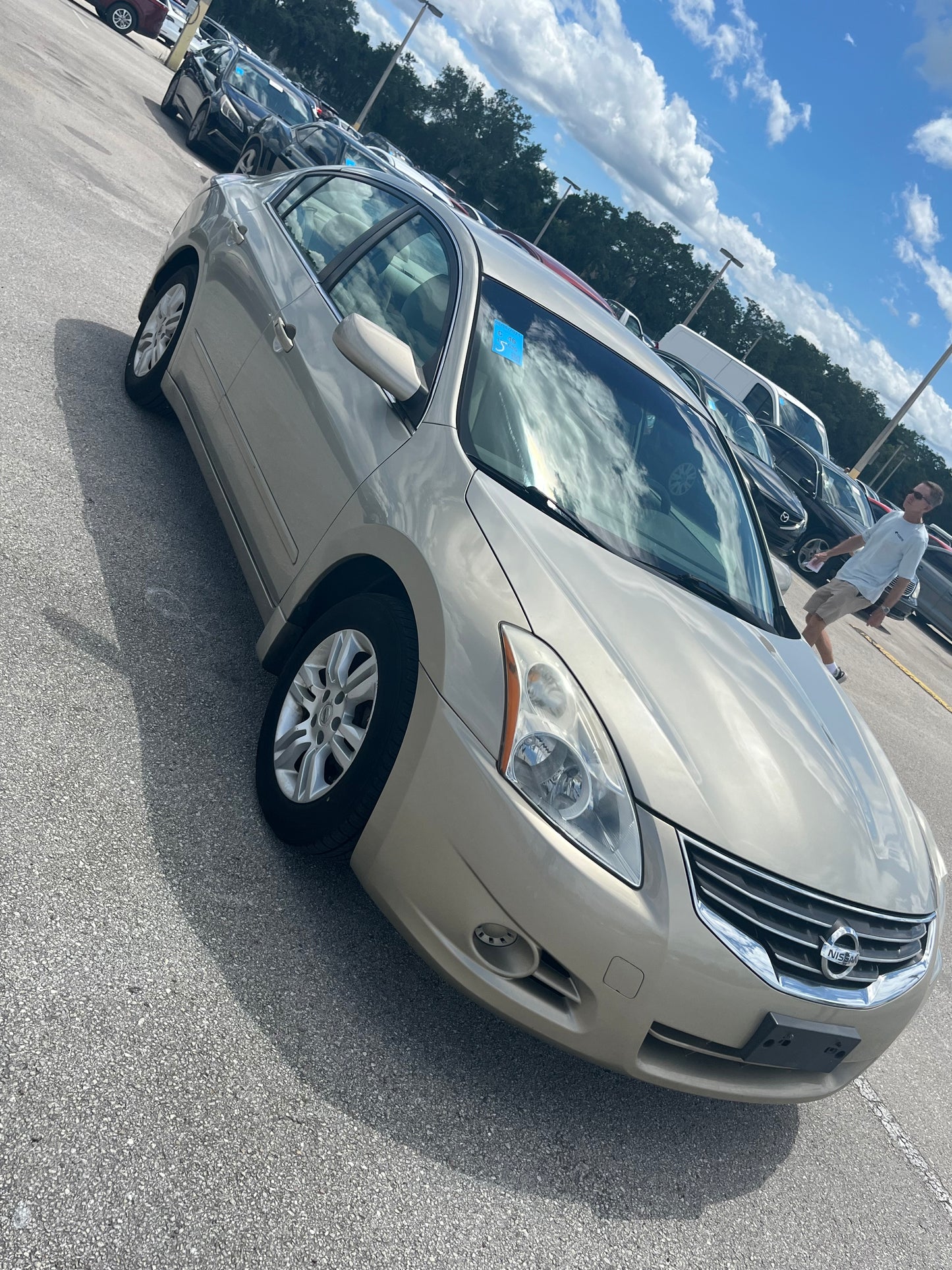 Sold-2010 Nissan Altima 2.5/ 117,745 miles / ZOE Got Cars/ Cars